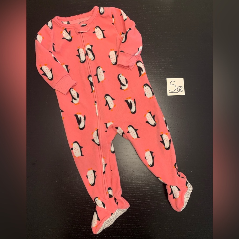 ⭐️2/$11.00⭐️ Carter’s 9m Penguin Fleece Sleeper